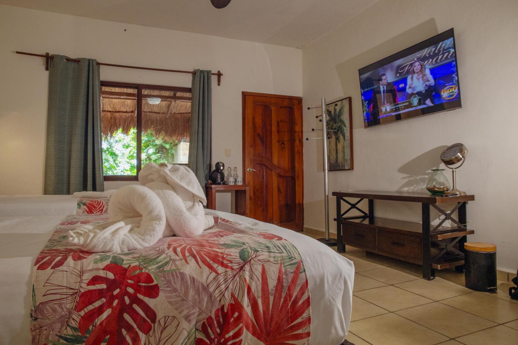 Aluxes Bacalar Hotell Exteriör bild