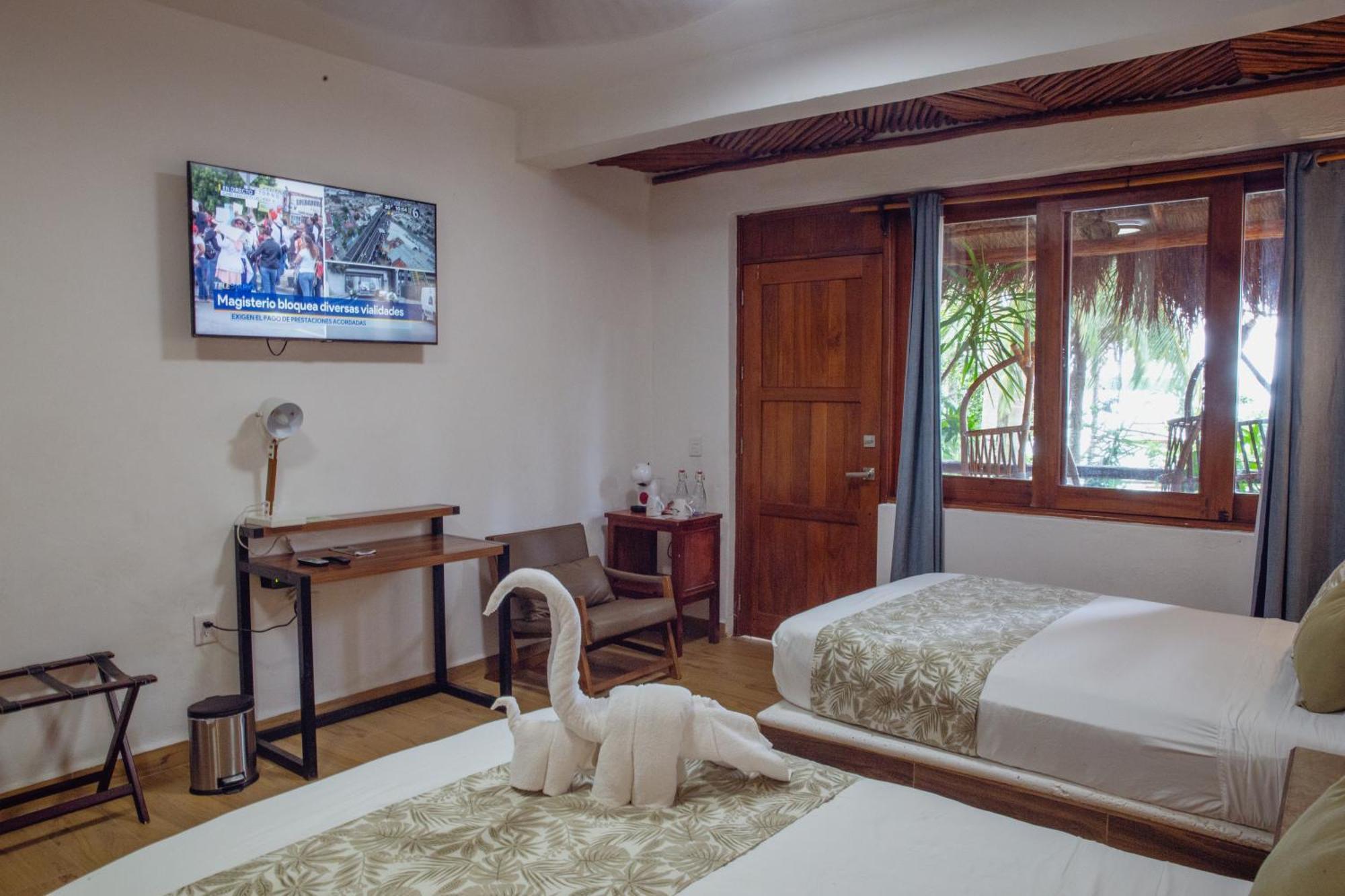 Aluxes Bacalar Hotell Exteriör bild