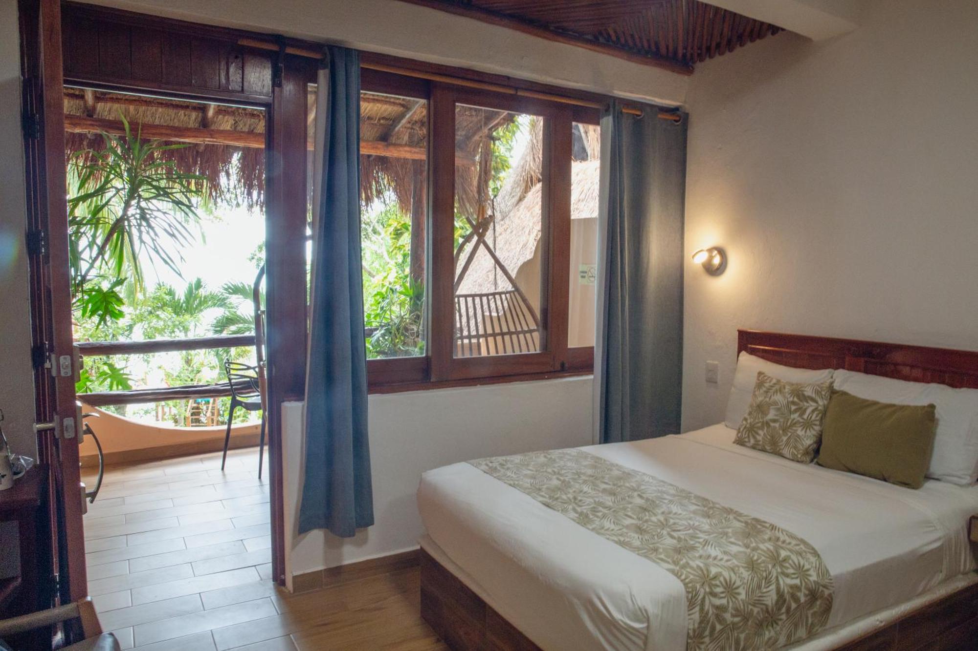 Aluxes Bacalar Hotell Exteriör bild